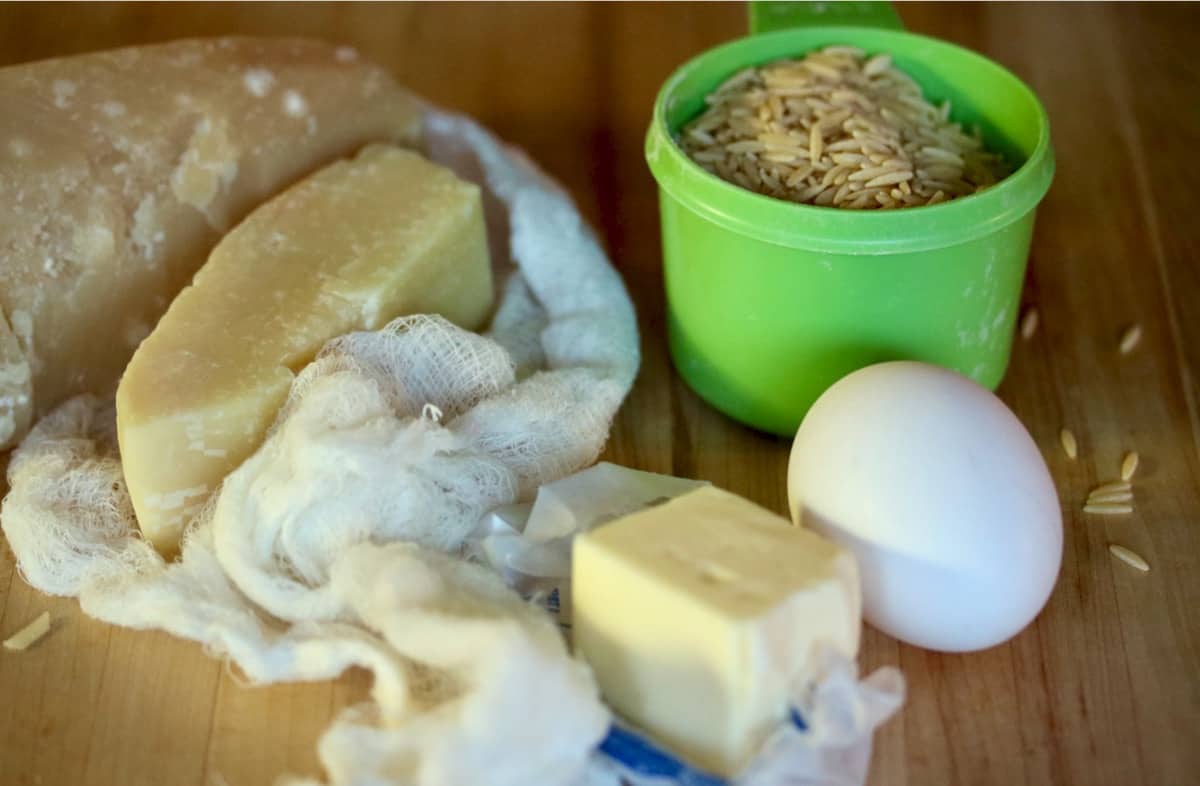 pastina ingredients with cheese, eggs and butter